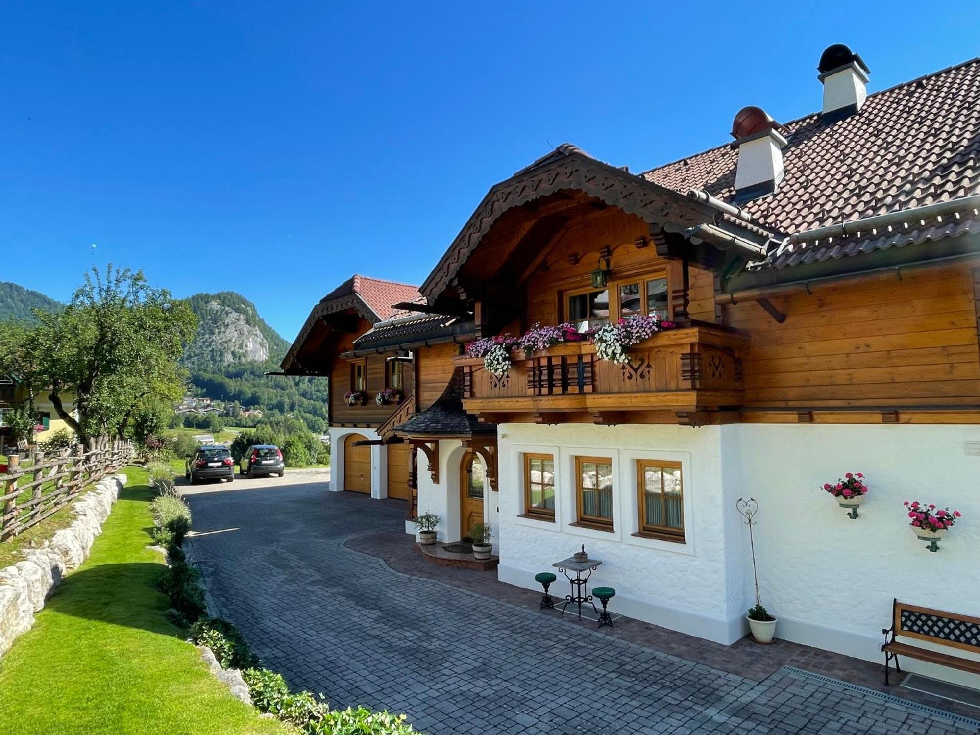 Ferienwohnung Schossleitner - Der Wohlfuehl-Ansitz Am Wolfgangsee Mit Weitblick ザンクト・ギルゲン エクステリア 写真