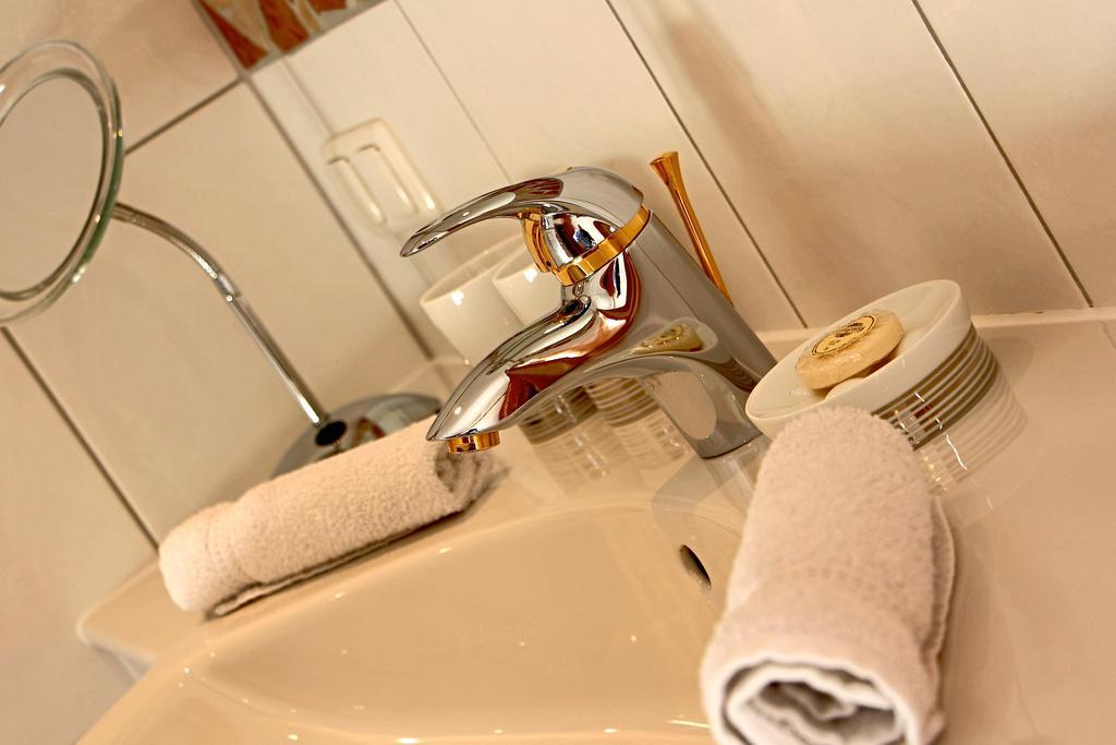 Ferienwohnung Schossleitner - Der Wohlfuehl-Ansitz Am Wolfgangsee Mit Weitblick ザンクト・ギルゲン 部屋 写真